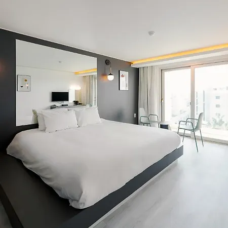 Pampas Hotel Jeju Exterior photo