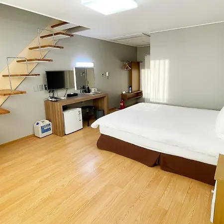 Pampas Hotel Jeju Exterior photo