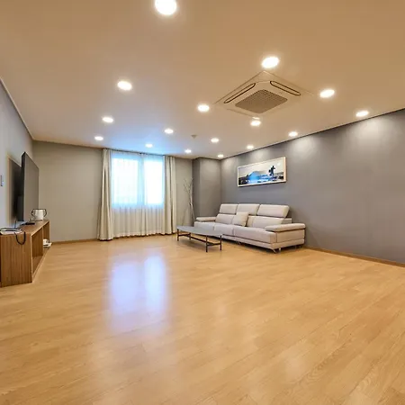Pampas Hotel Jeju Exterior photo
